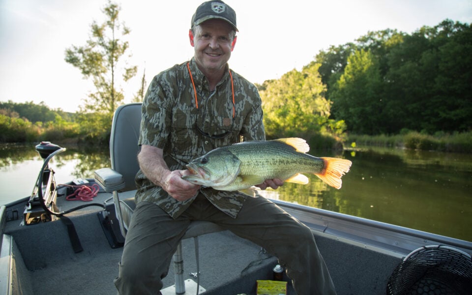 The Gamekeepers of Mossy Oak-TIPS FOR MANAGING A POND LIKE A PRO BY: ROGER BURGE