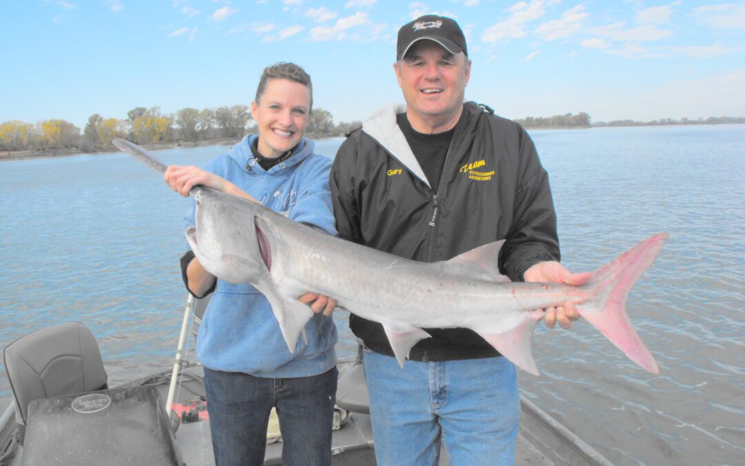 PADDLEFISH SNAGGING ON THE MISSOURI RIVER IN NEBRASKA