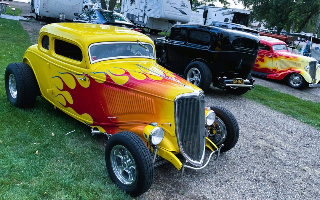 WATERTOWN, S.D. VINTAGES CAR CLUB CAR SHOW BY gARY HOWEY